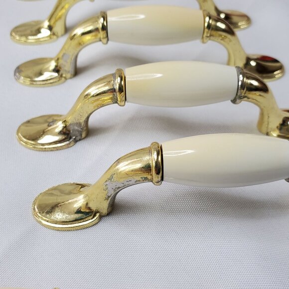 VTG Drawer Pulls 5" Handles Brass White Porcelain Cottage Farmhouse Set Of 11 - Picture 6 of 8